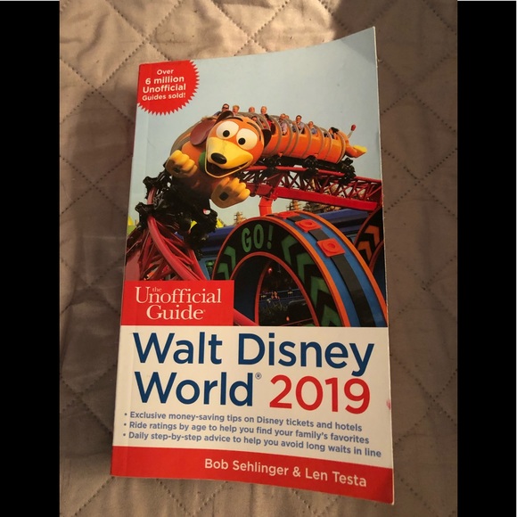 Accessories - The Unofficial Guide to Walt Disney World 2019